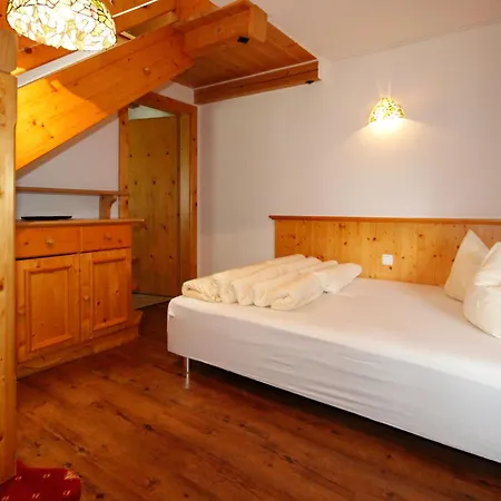 Falkner-9 By Interhome Oberlängenfeld