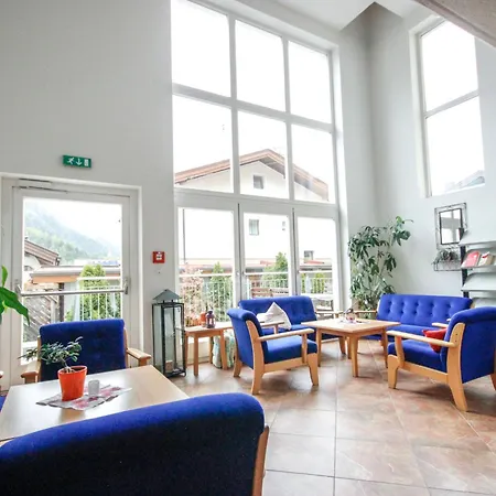 Falkner-9 By Interhome