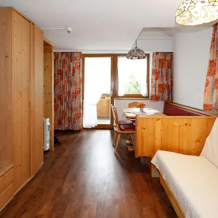 Falkner-9 By Interhome Oberlängenfeld