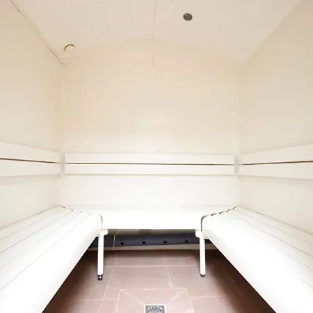 Falkner-9 By Interhome